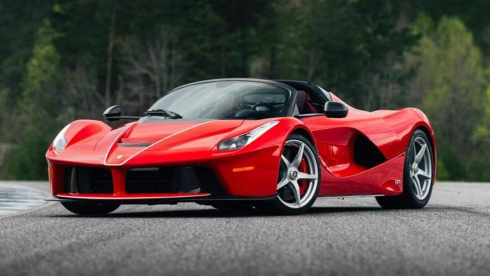 Έχεις Ferrari; Θα μπορείς να της αλλάζεις το τιμόνι αριστερά ή δεξιά!